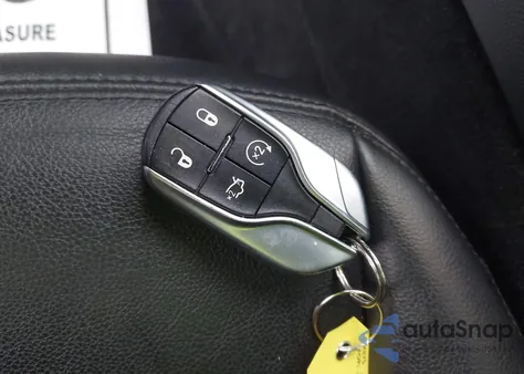 2019 Maserati Levante from USA, damaged, VIN ZN661XUAXKX308353